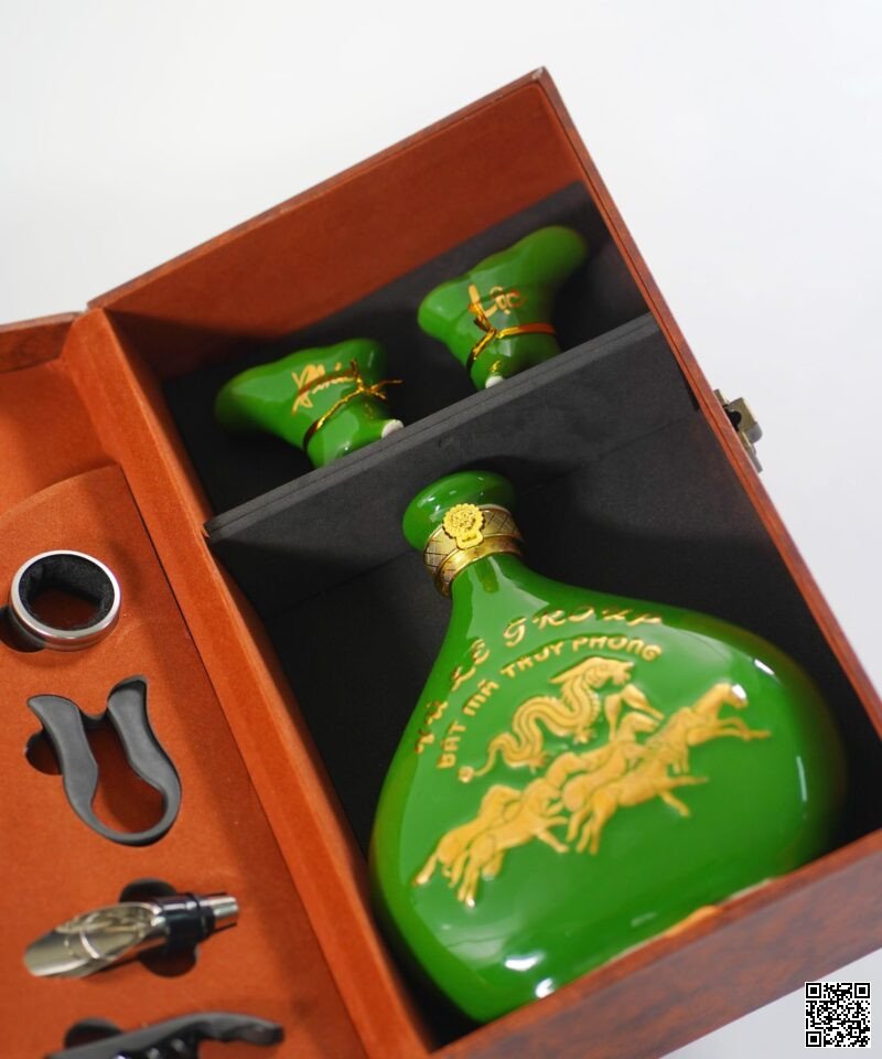 Rượu đế vương vũ lê group